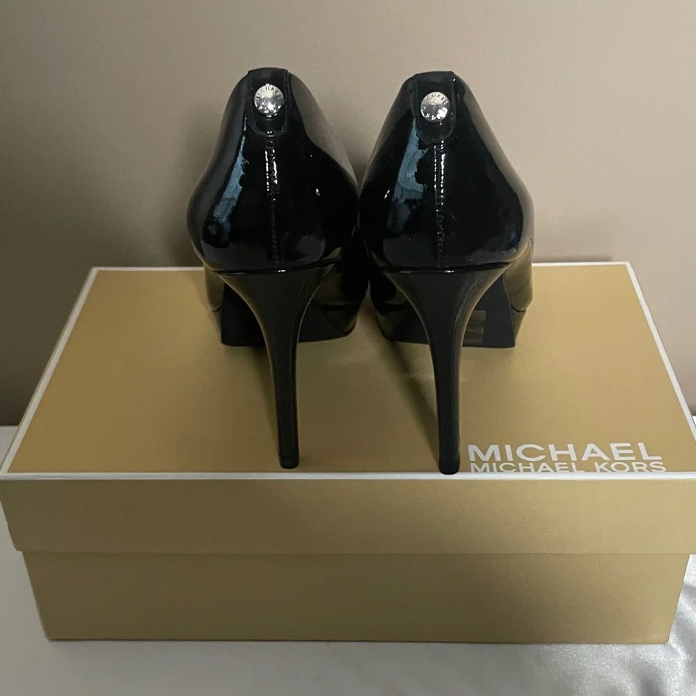 Michael Kors Shiny Black Platform Heels - Picture 3 of 4